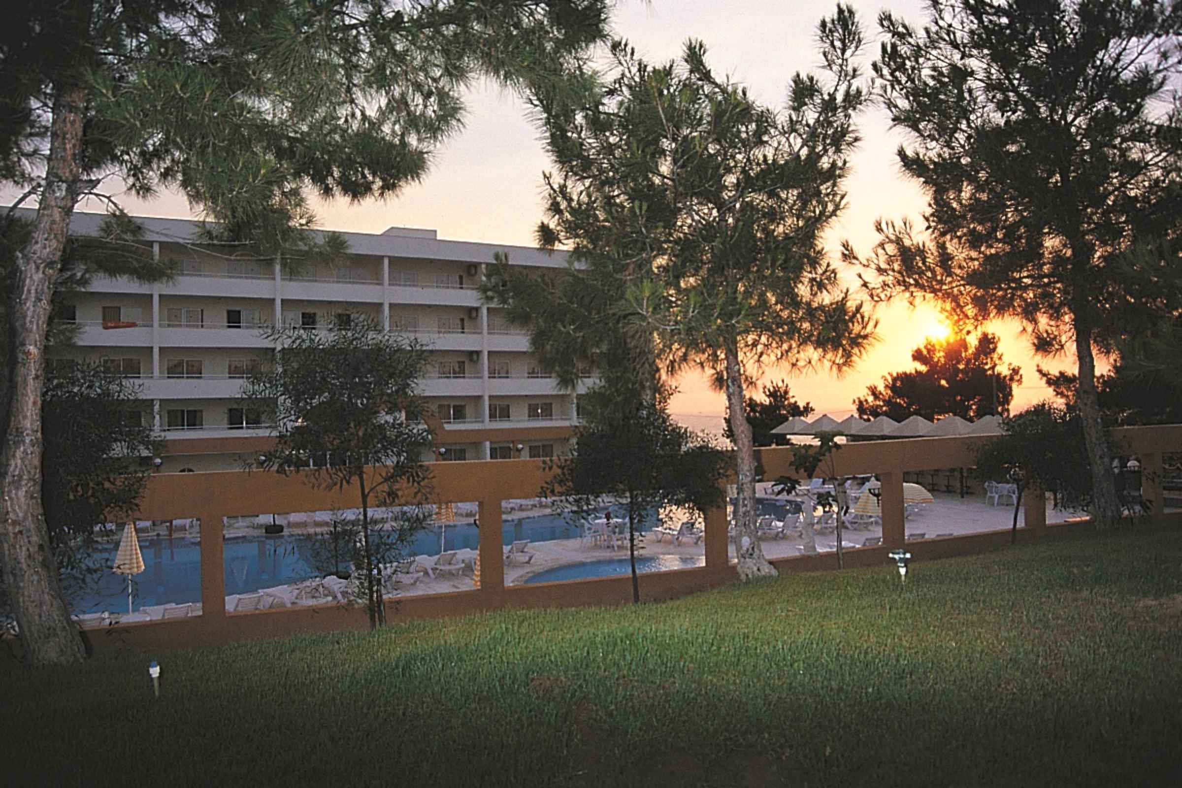 Tuntas Family Suites Kusadasi Exterior foto