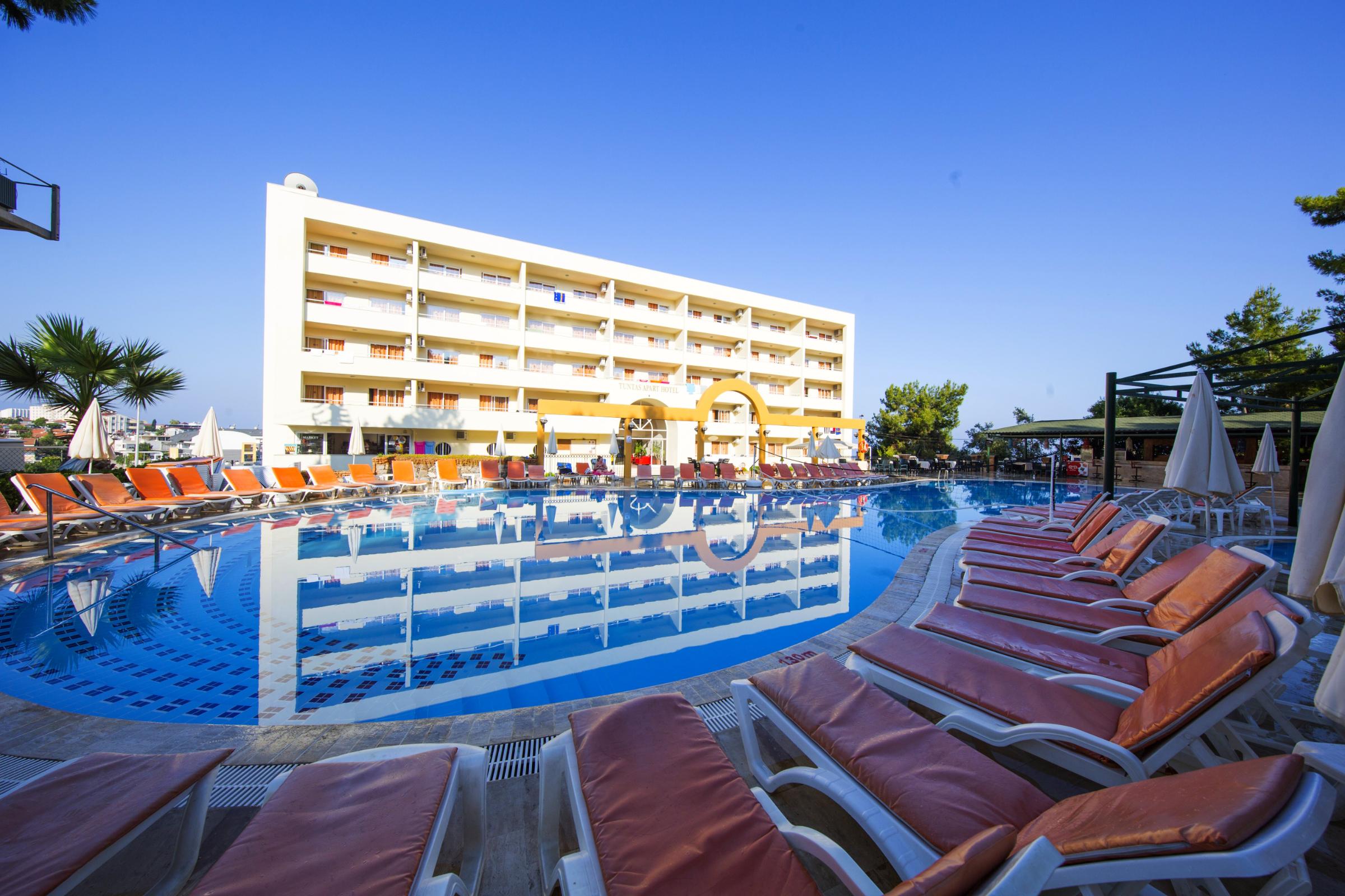 Tuntas Family Suites Kusadasi Exterior foto