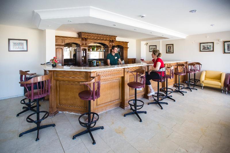Tuntas Family Suites Kusadasi Exterior foto