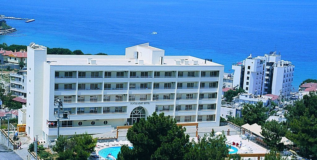 Tuntas Family Suites Kusadasi Exterior foto